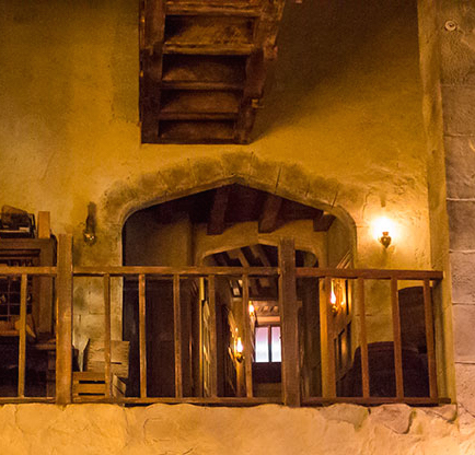 leaky cauldron hallway